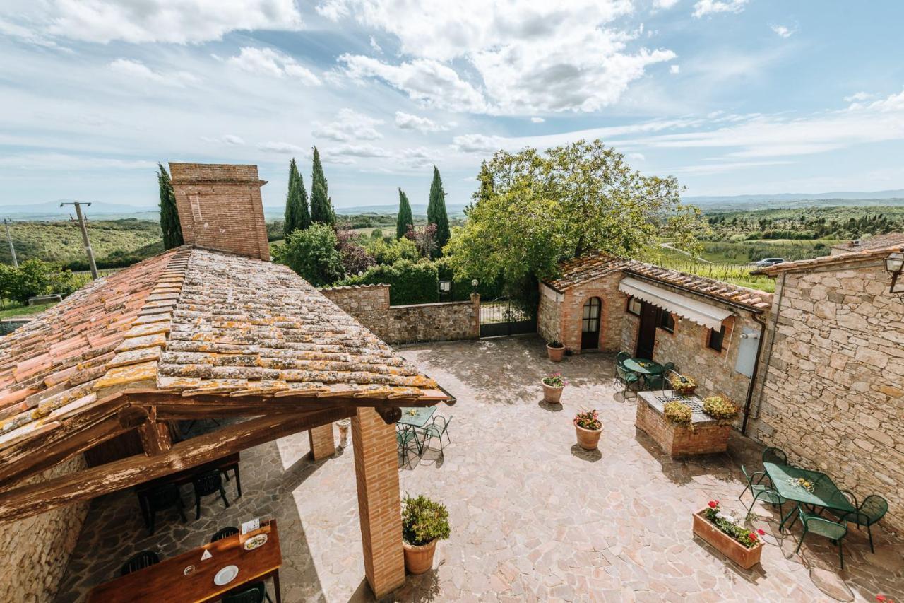 Borgo Villa A Sesta San Gusme Bagian luar foto