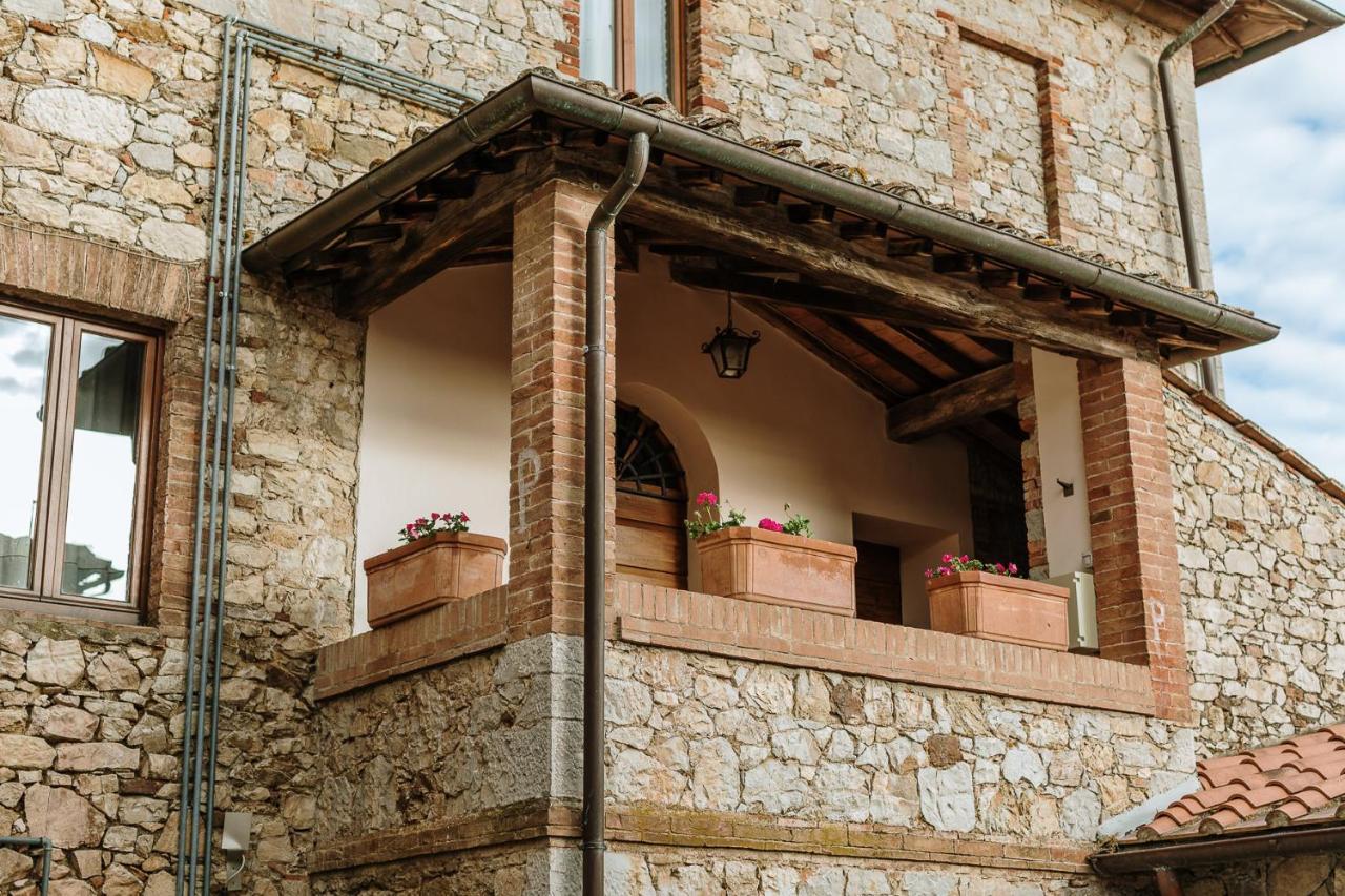 Borgo Villa A Sesta San Gusme Bagian luar foto