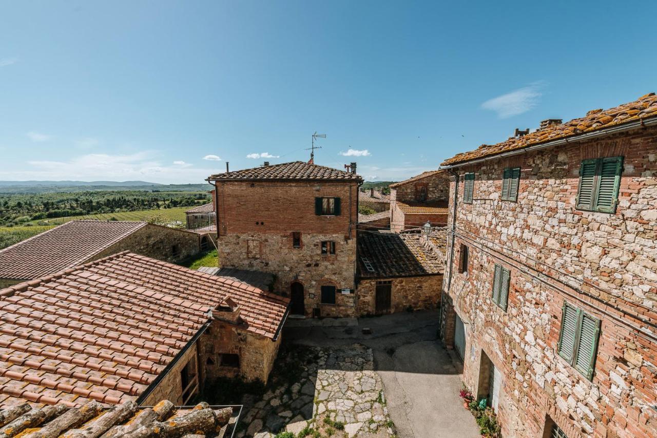 Borgo Villa A Sesta San Gusme Bagian luar foto