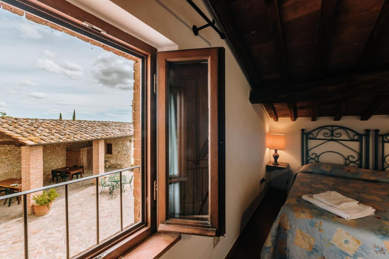 Borgo Villa A Sesta San Gusme Bagian luar foto