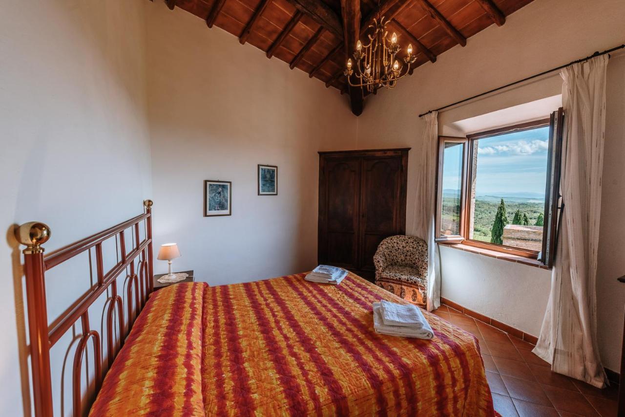 Borgo Villa A Sesta San Gusme Bagian luar foto
