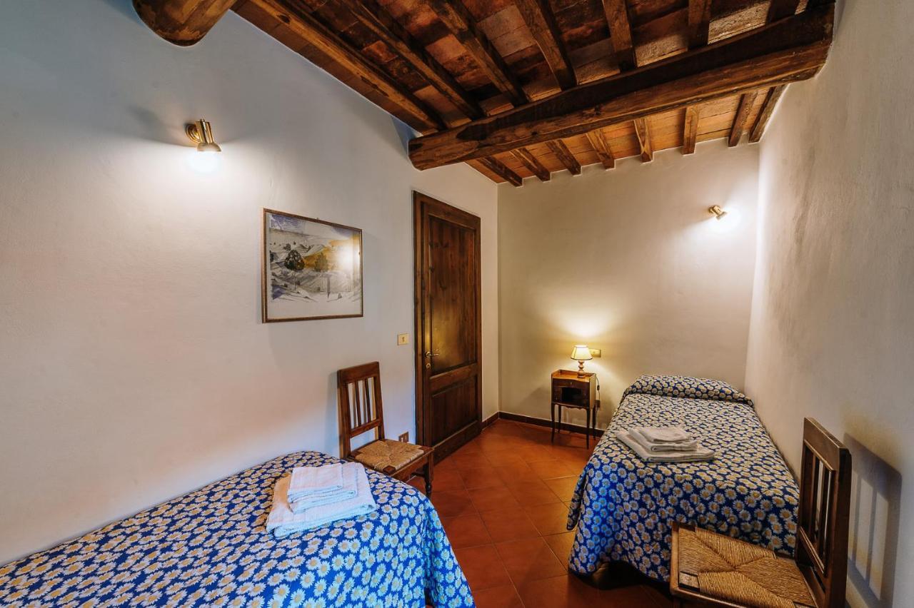 Borgo Villa A Sesta San Gusme Bagian luar foto