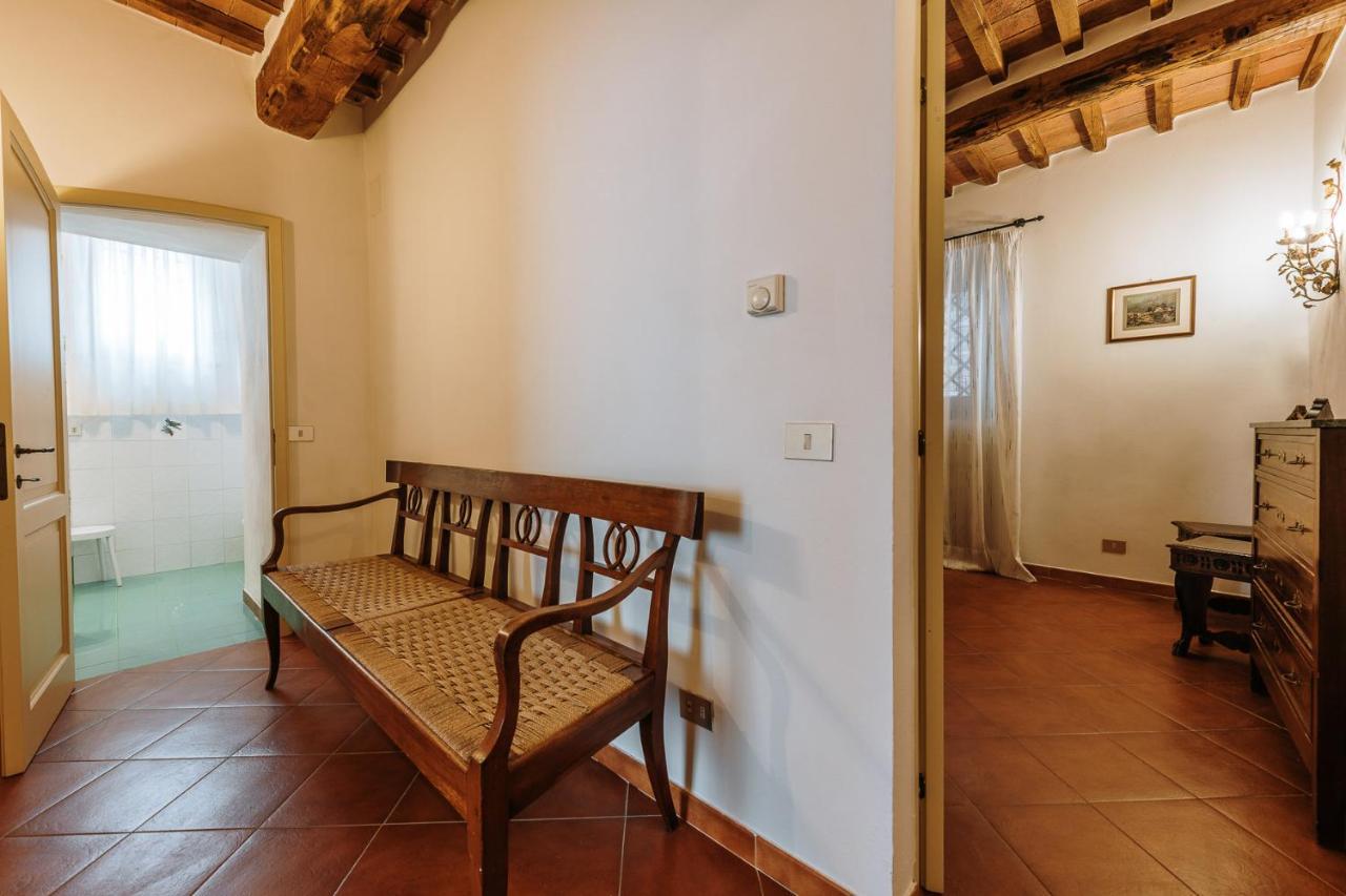 Borgo Villa A Sesta San Gusme Bagian luar foto